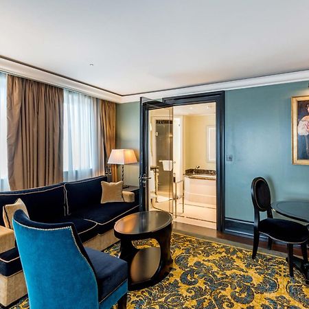 ลอสการ์ ลอนดอน Hotel ภายนอก รูปภาพ