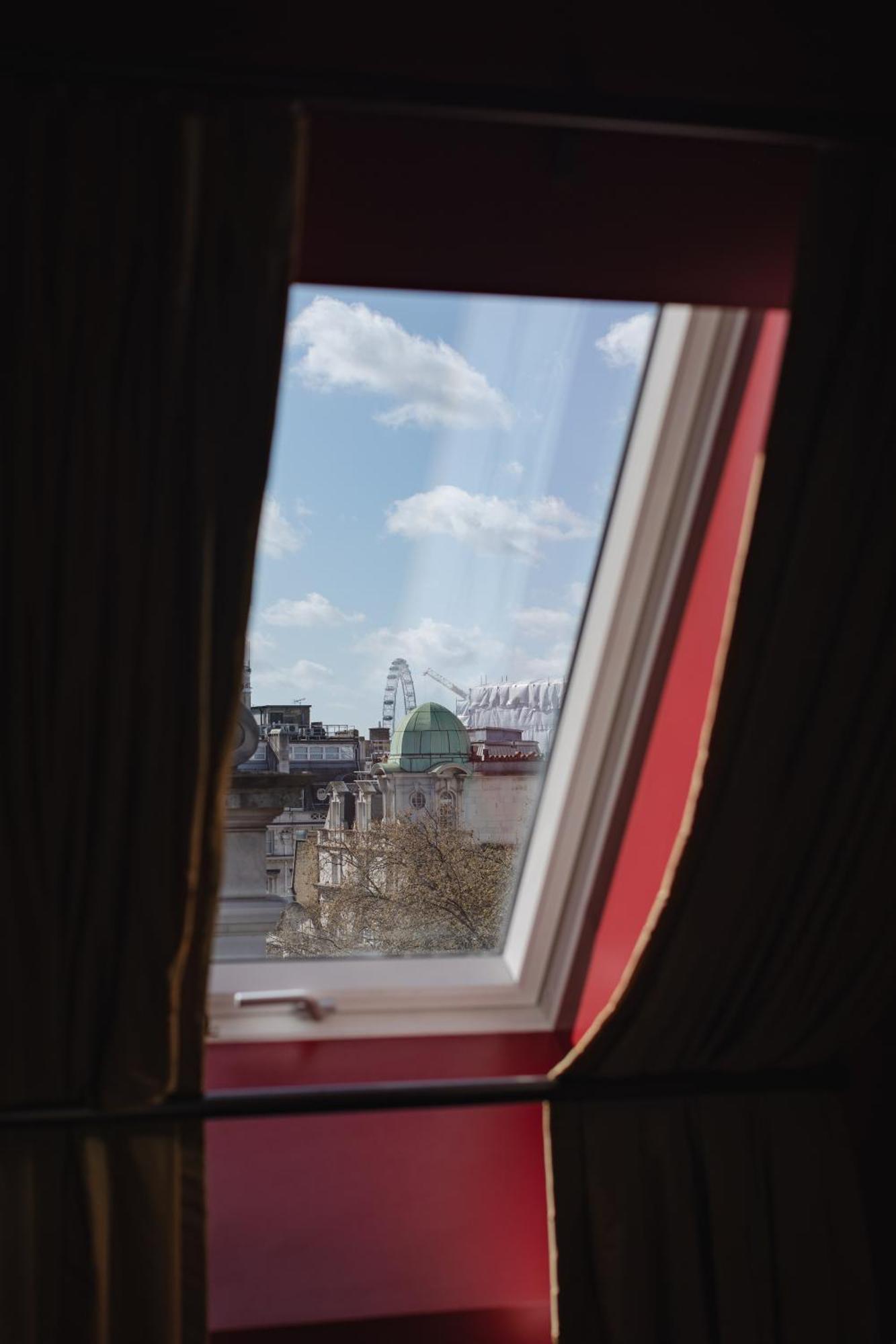 ลอสการ์ ลอนดอน Hotel ภายนอก รูปภาพ
